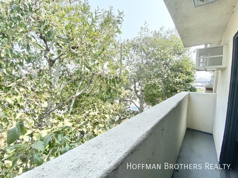 5105 Inglewood Blvd #210 - Photo 7 of 9