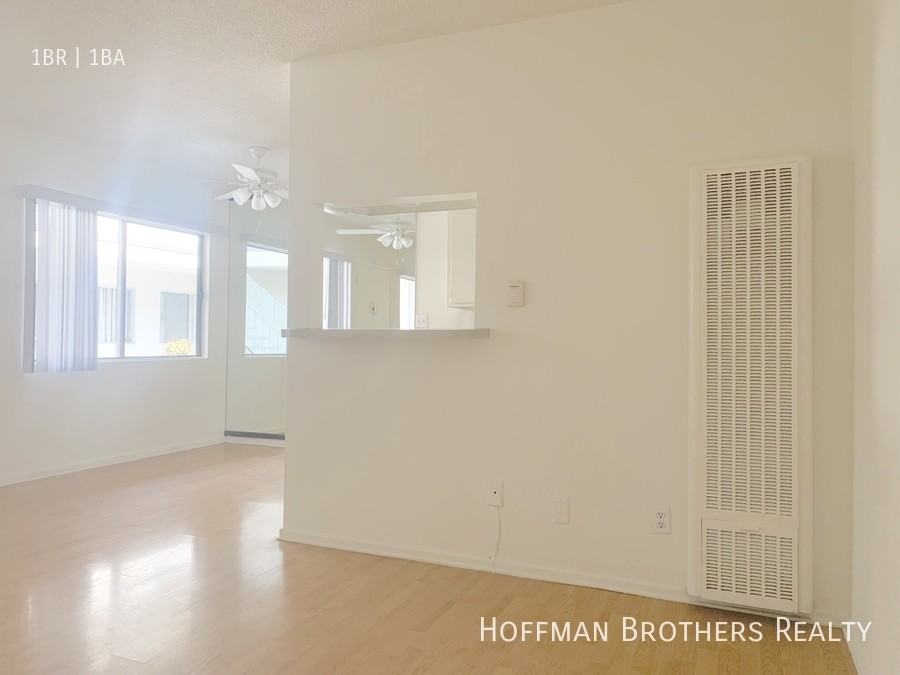 2311 S Bentley Ave #15 - Photo 3 of 8