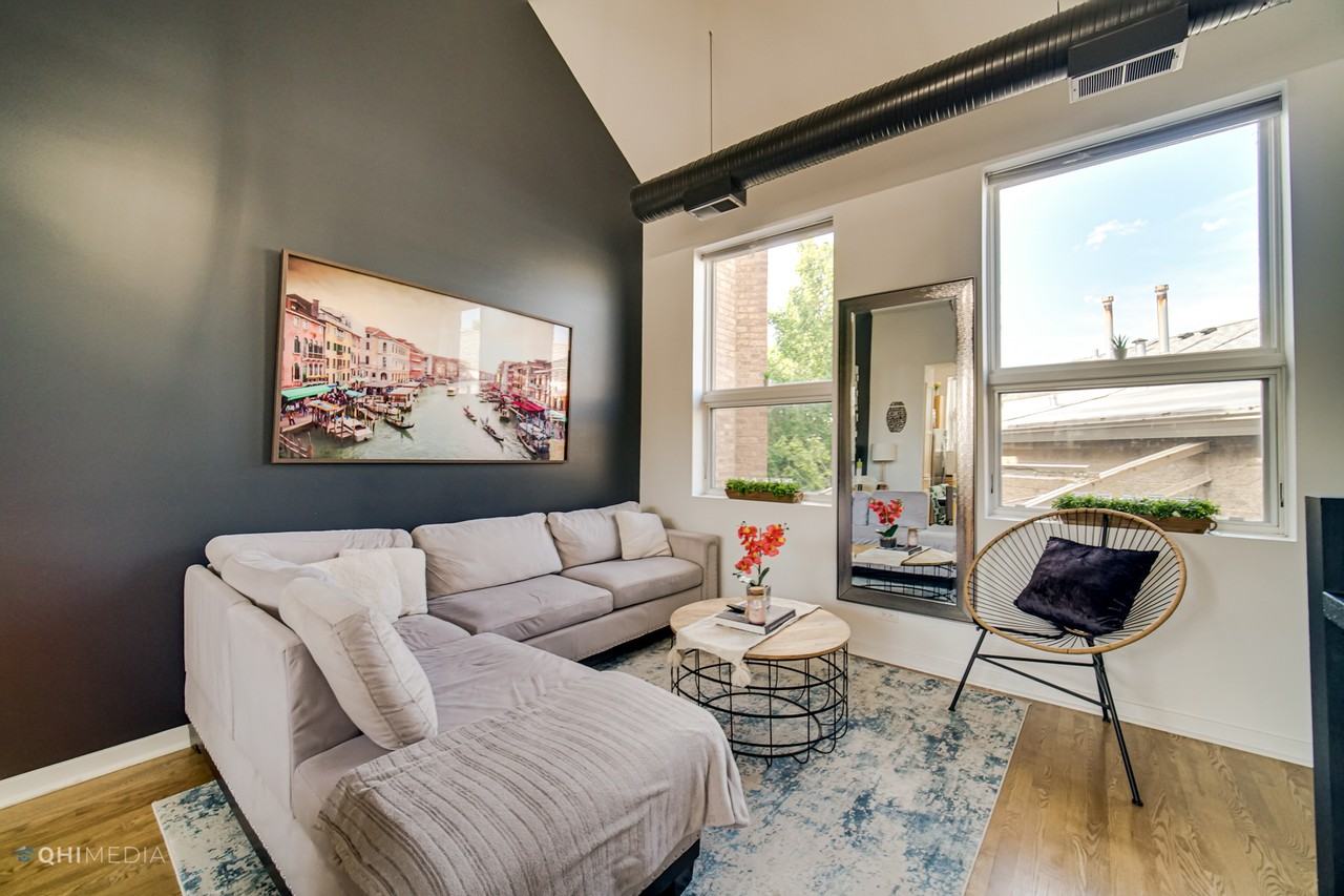 2828 N Talman Ave #D12 - Photo 3 of 18