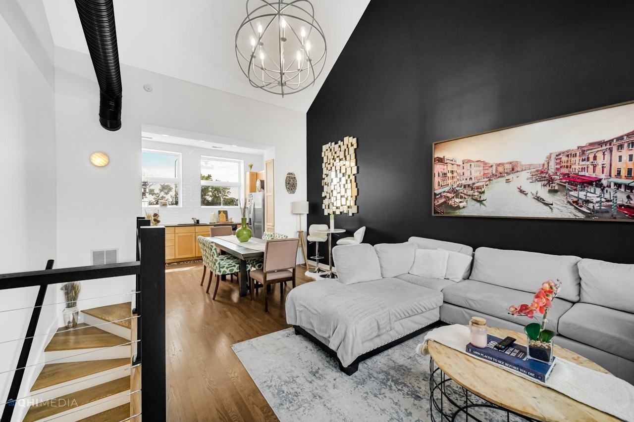 2828 N Talman Ave #D12 - Photo 4 of 18