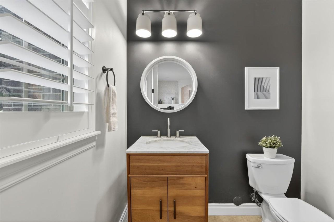 10126 Ridgegate Cir - Photo 7 of 31