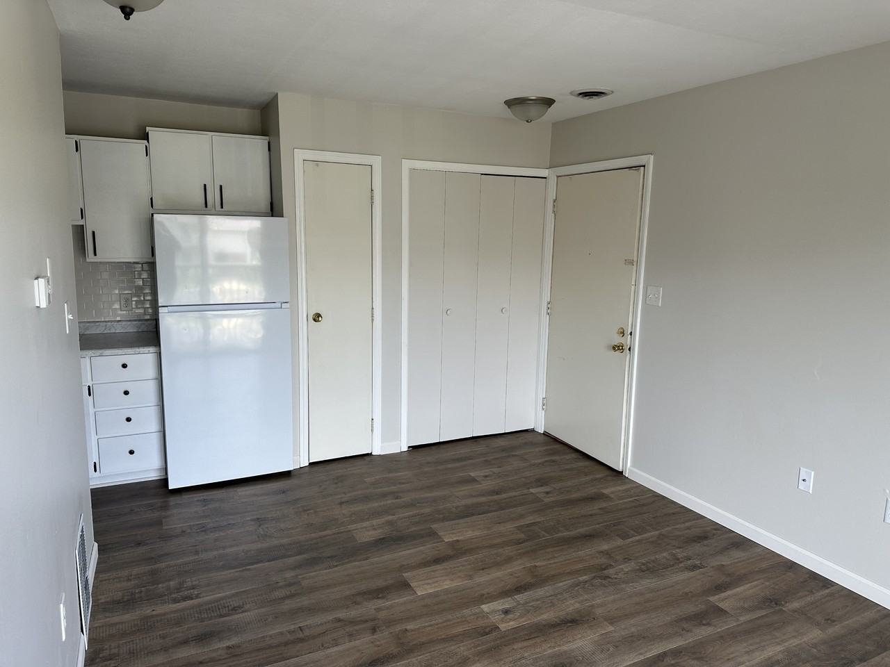 2275 N Cable Rd #98 - Photo 5 of 14