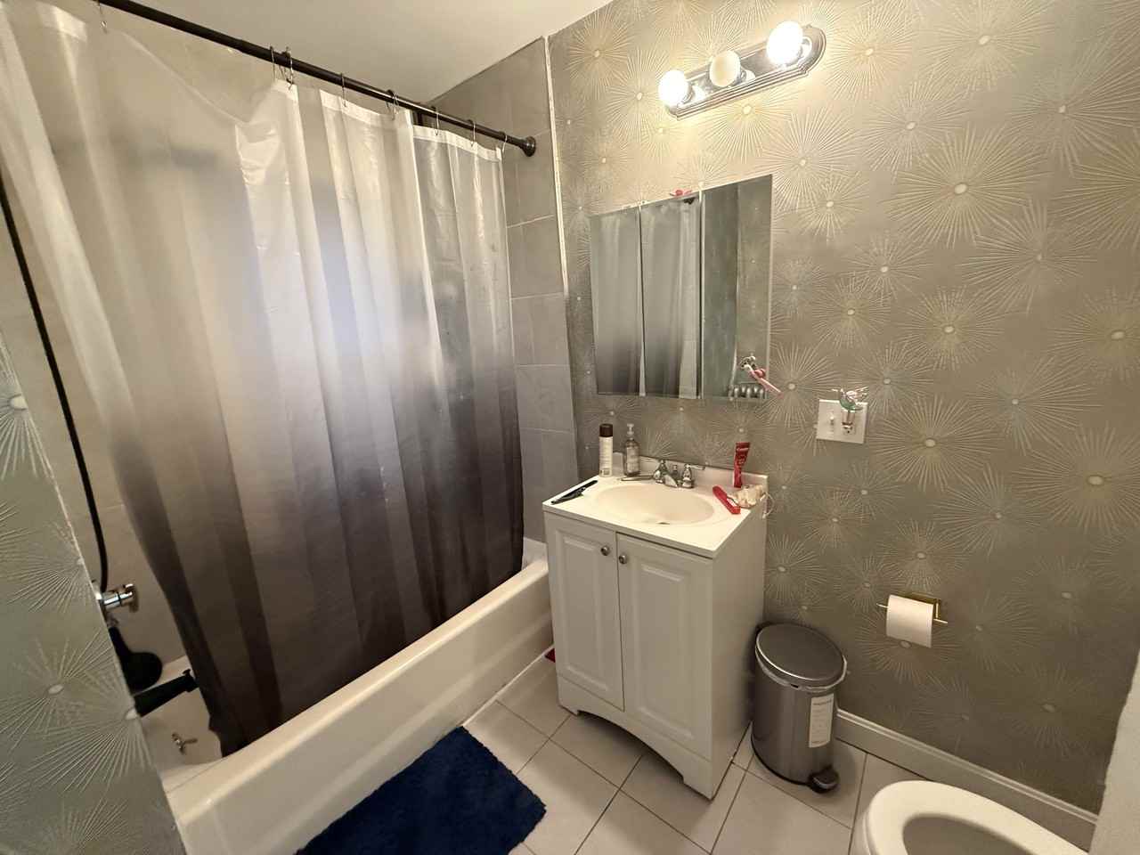 15 Hoyle St #3 - Photo 3 of 6