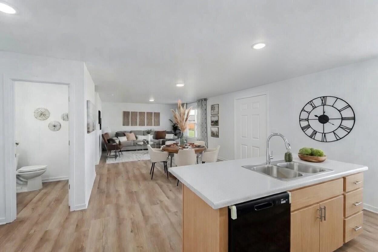 S Newport Ave #NA - Photo 5 of 18