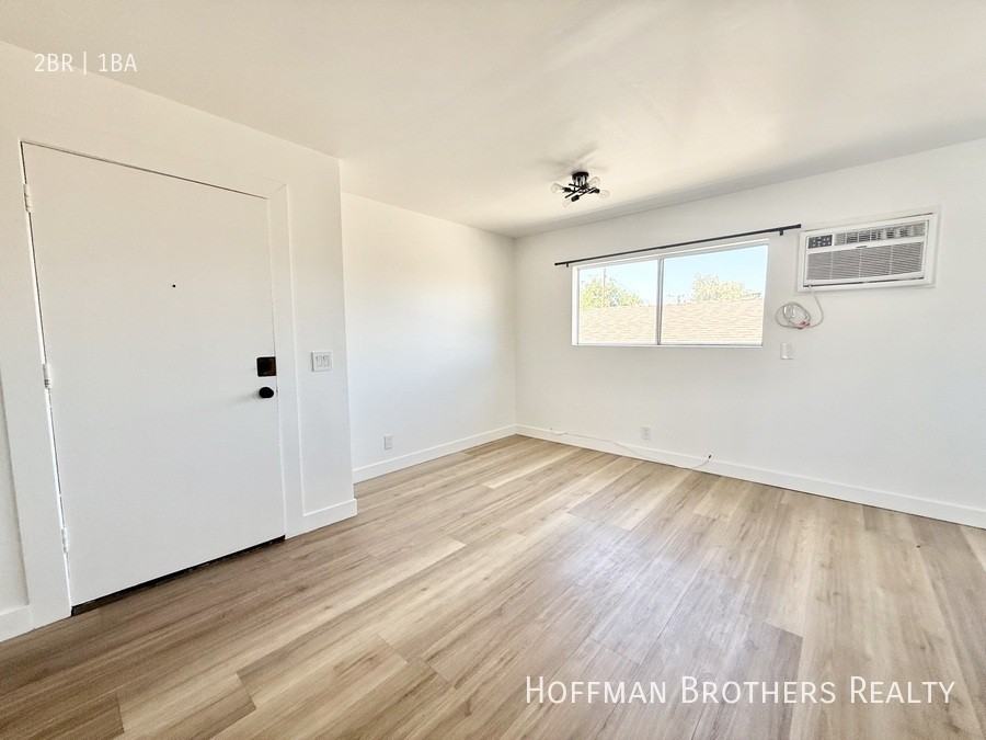 5229 Alhambra Ave #2 - Photo 4 of 8