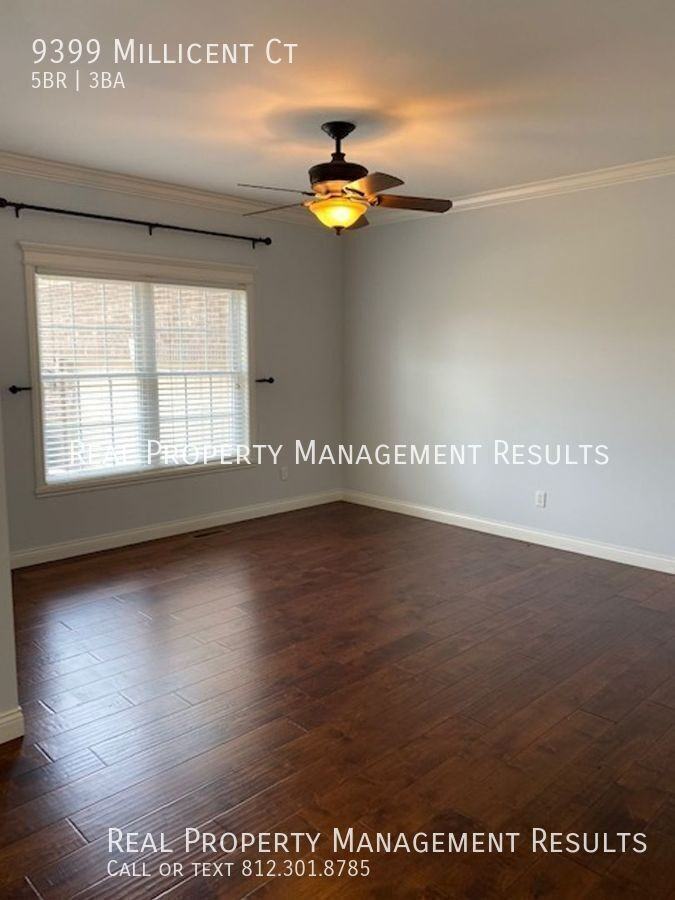 9399 Millicent Ct - Photo 4 of 36