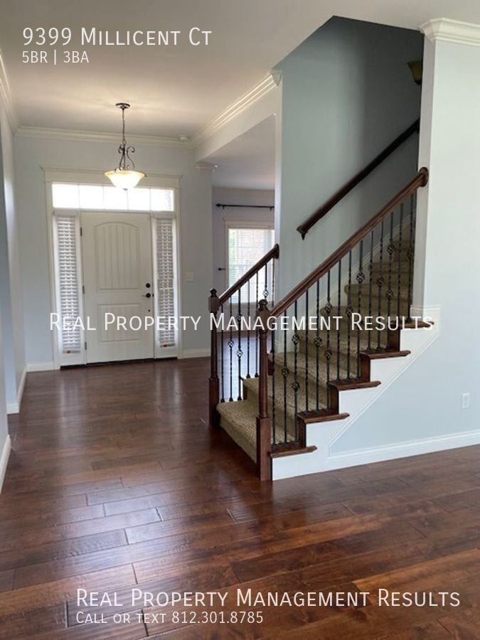 9399 Millicent Ct - Photo 5 of 36