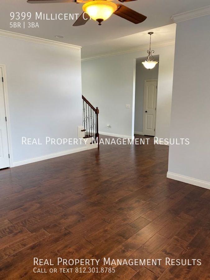 9399 Millicent Ct - Photo 6 of 36