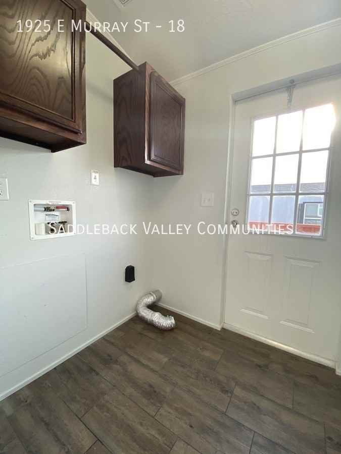 1925 E Murray St #18 - Photo 5 of 13