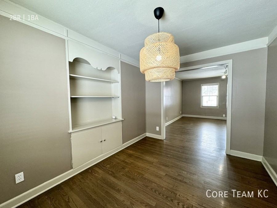 4419 Roanoke Pkwy Kansas City MO #4439-2S - Photo 3 of 10
