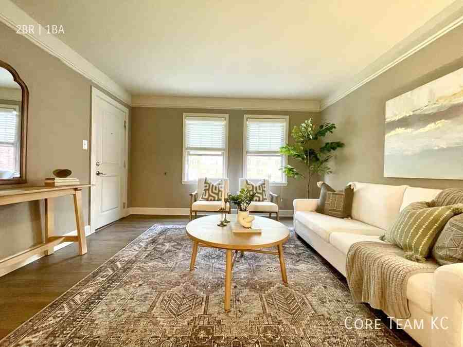 4419 Roanoke Pkwy Kansas City MO #4439-2S - Photo 7 of 10