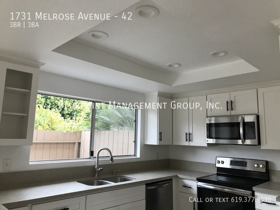 1731 Melrose Ave #42 - Photo 5 of 14
