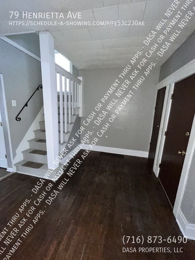 79 Henrietta Ave - Photo 3 of 13