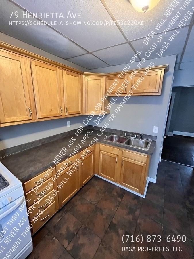 79 Henrietta Ave - Photo 7 of 13