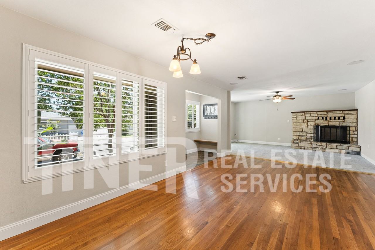705 Orange Grove Way - Photo 3 of 28
