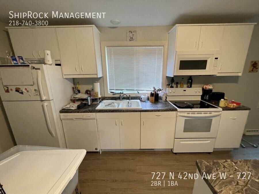 727 N 42nd Ave W #727 - Photo 3 of 8