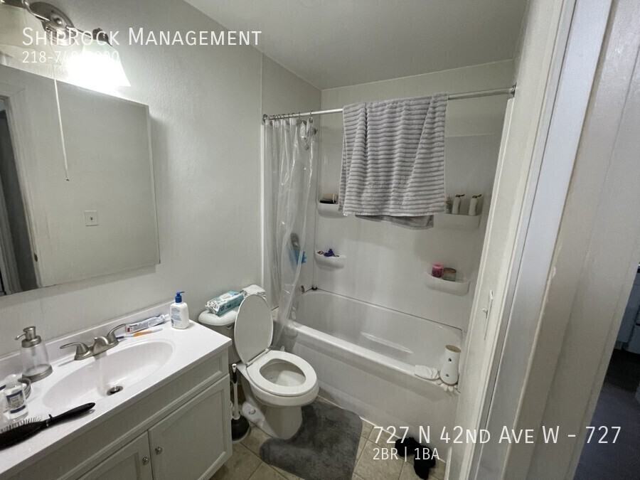 727 N 42nd Ave W #727 - Photo 5 of 8
