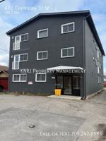 featured image of 470 Chippewa St W #1