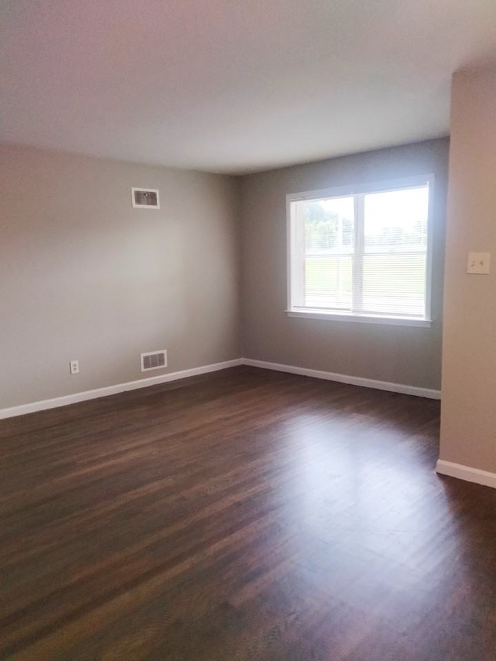 3069 Christine Rd - Photo 3 of 8