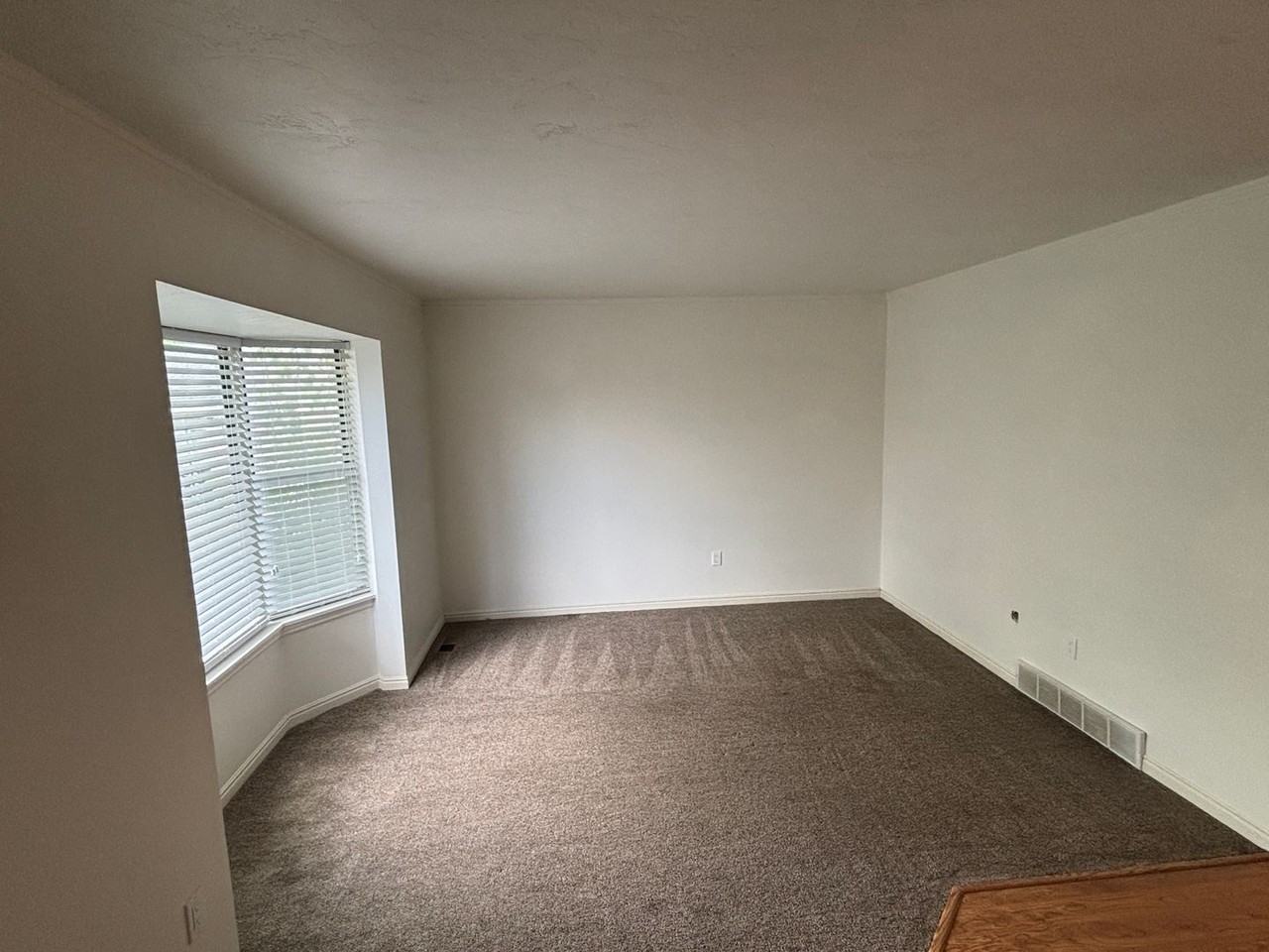 3391 W Wake Cir - Photo 4 of 28
