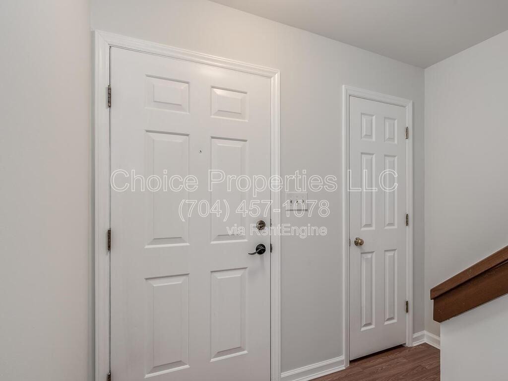 2704 New Hamlin Way - Photo 3 of 28