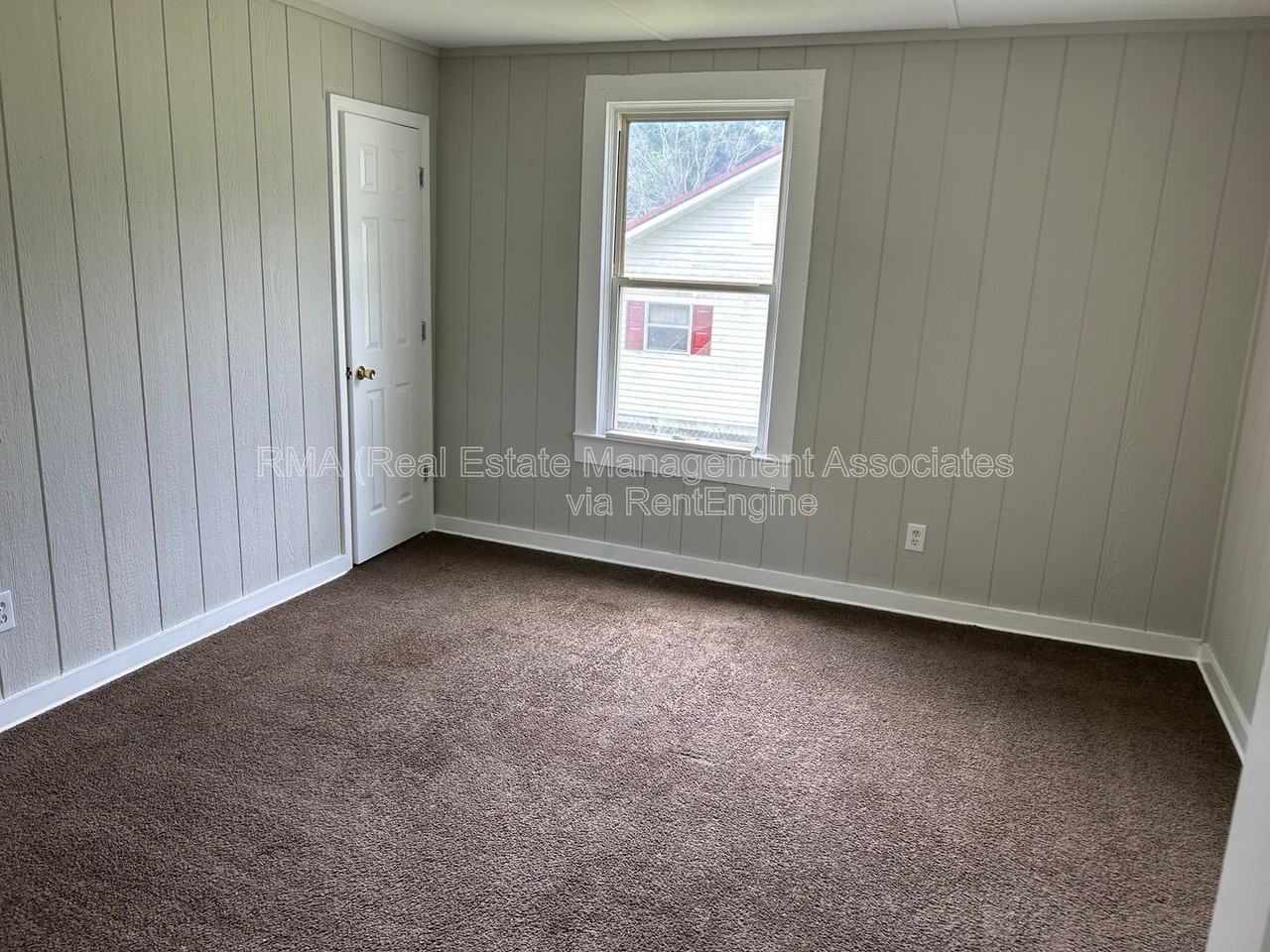 32A Plum St - Photo 5 of 8