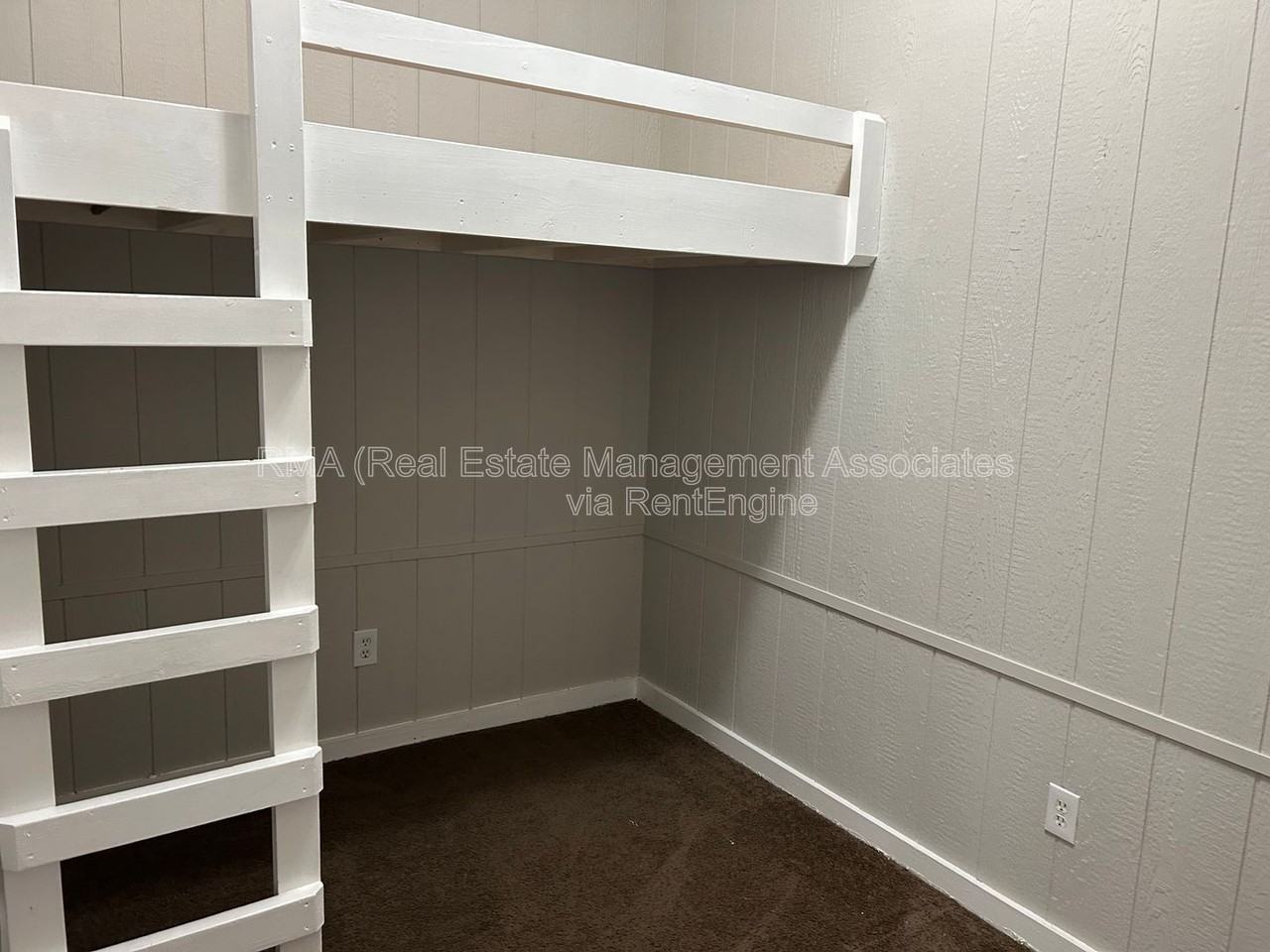 32A Plum St - Photo 6 of 8