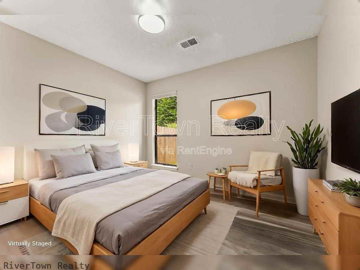 4585 Berrypick Ln S - Photo 6 of 20