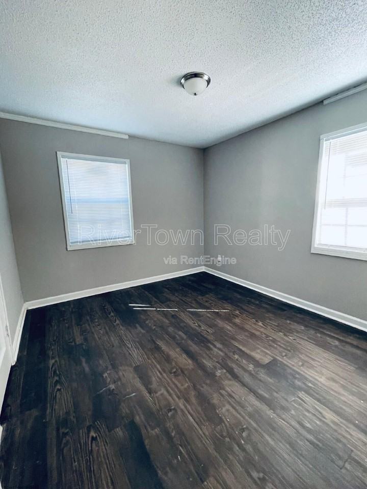 3089 Waynoka Ave #1 - Photo 4 of 9