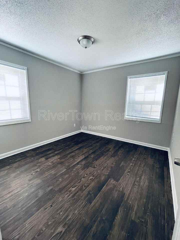 3089 Waynoka Ave #1 - Photo 5 of 9