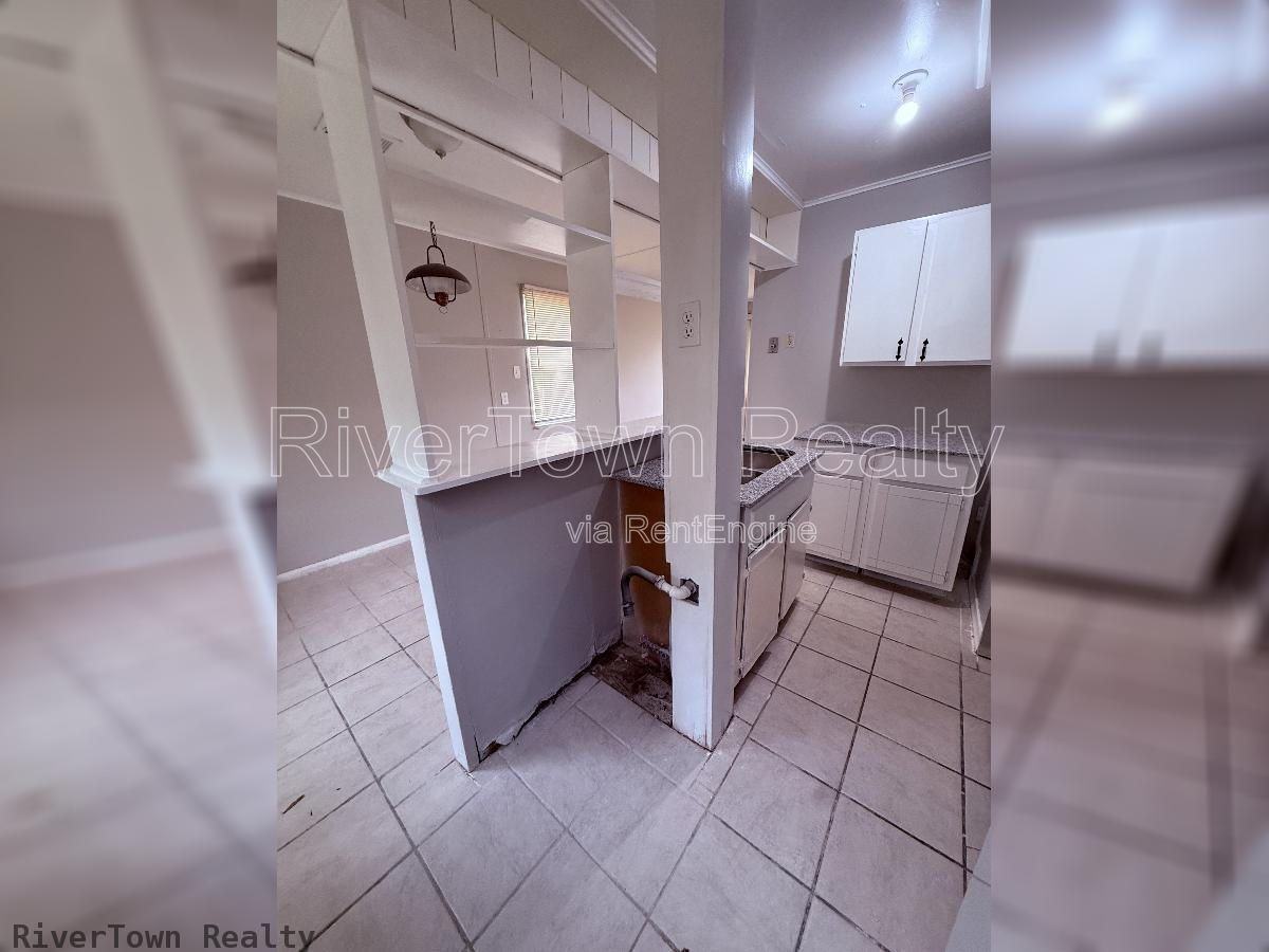 3300 Baskin St - Photo 5 of 8