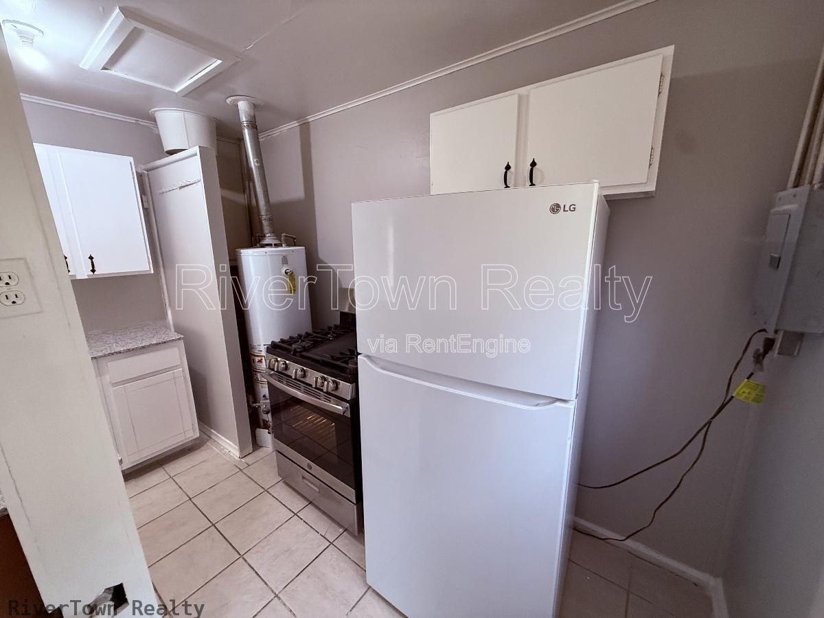 3300 Baskin St - Photo 6 of 8