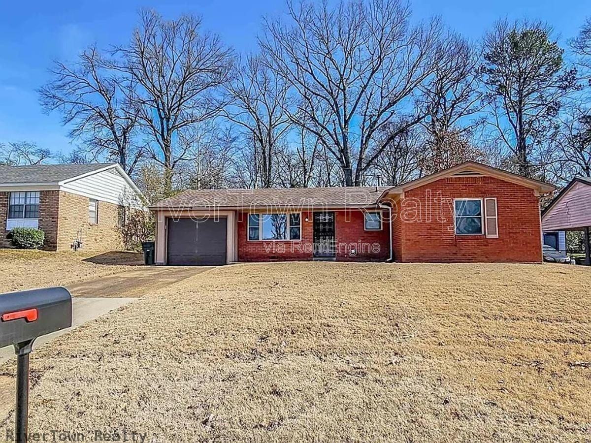 2644 Courtney Dr - Photo 2 of 21
