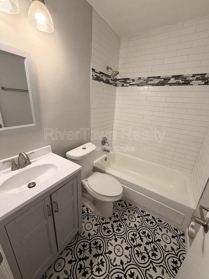 1174 Railton Rd - Photo 5 of 7