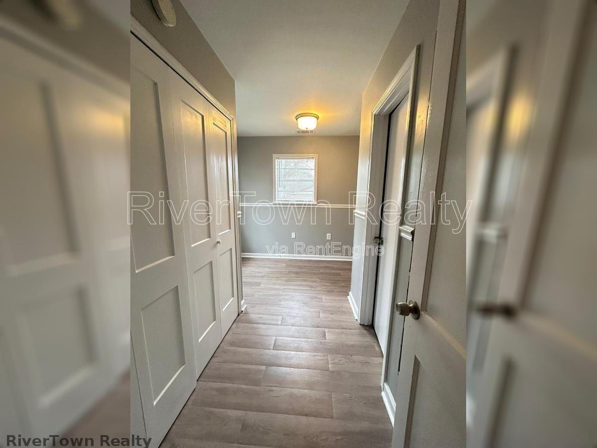 1048 Maria St - Photo 6 of 13