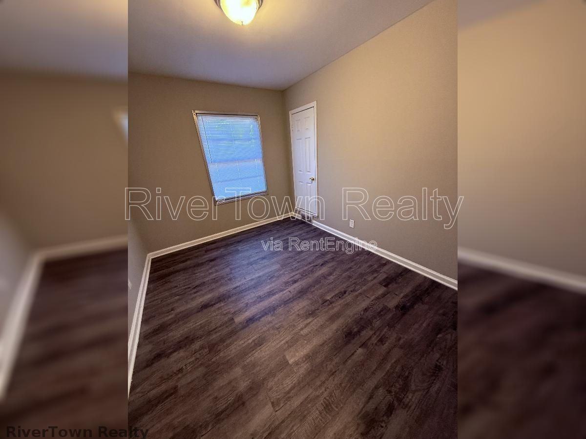1337 Haywood Ave - Photo 6 of 8