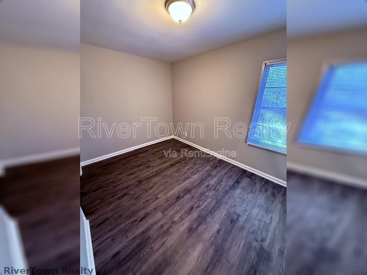 1337 Haywood Ave - Photo 7 of 8
