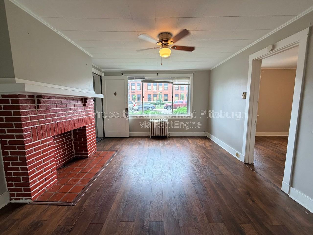2351 Brownsville Rd - Photo 2 of 16
