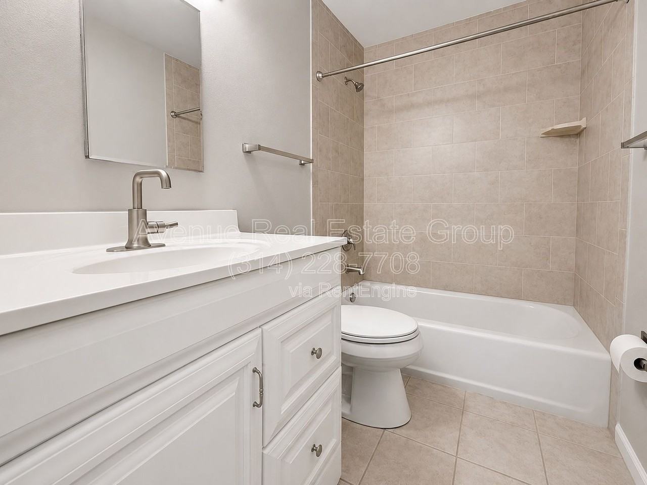 35 Cathcart Dr #D - Photo 5 of 10