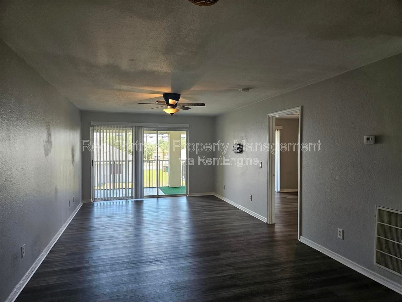 1016 Sw 47th Ter #202 - Photo 3 of 9