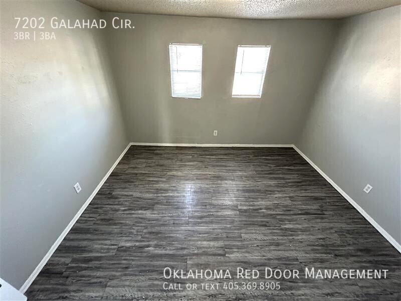 7202 Galahad Cir - Photo 6 of 25