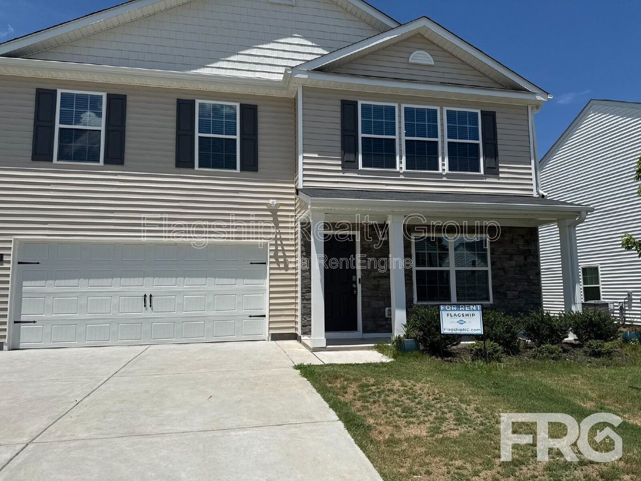 1028 Riverstone Dr - Photo 2 of 50