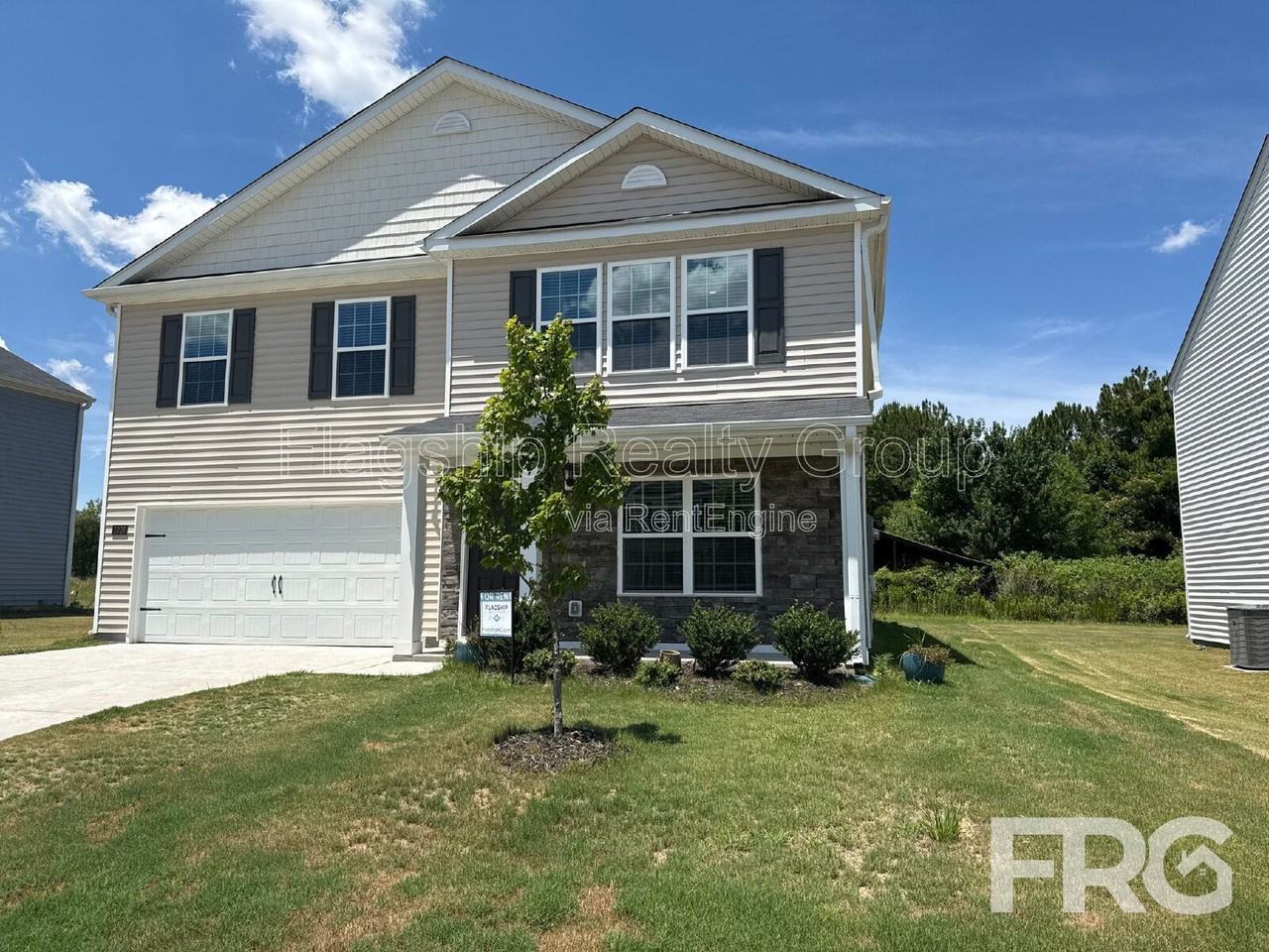 1028 Riverstone Dr - Photo 5 of 50