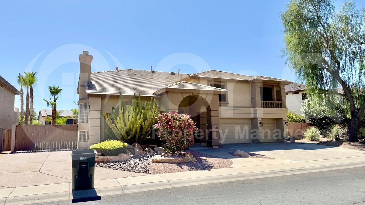 27822 N 47th St - Photo 2 of 43