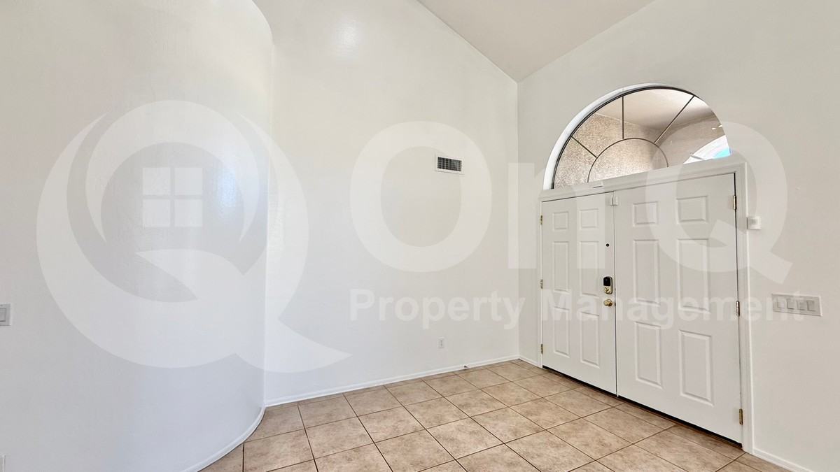 27822 N 47th St - Photo 3 of 43