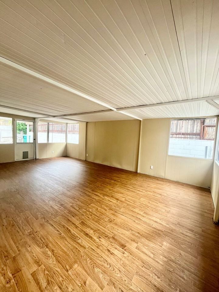 2759 College Blvd - Photo 7 of 24