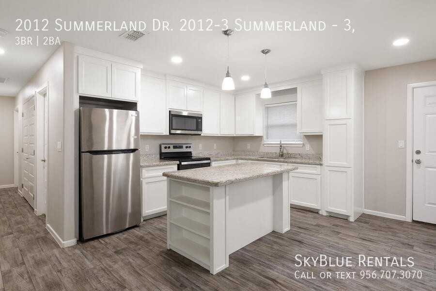2012 Summerland Ln #3 - Photo 3 of 13