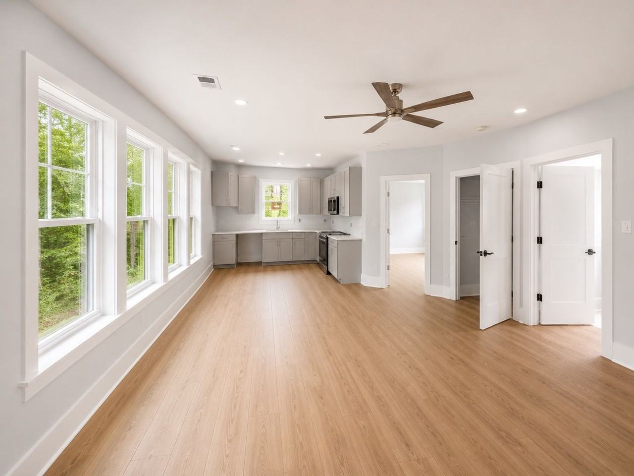 418 Isaac Boston St - Photo 3 of 6