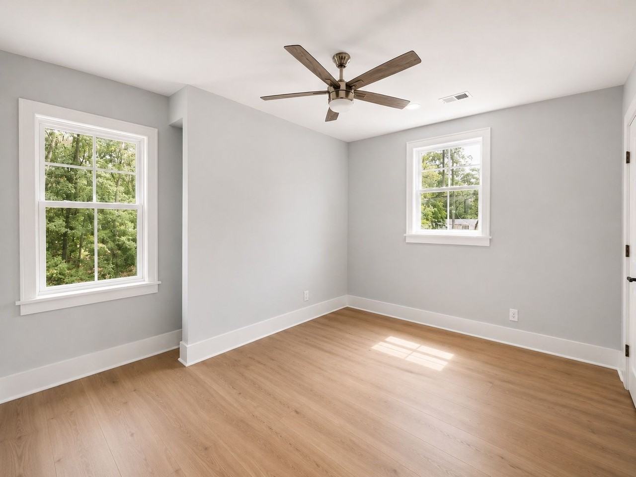 418 Isaac Boston St - Photo 5 of 6
