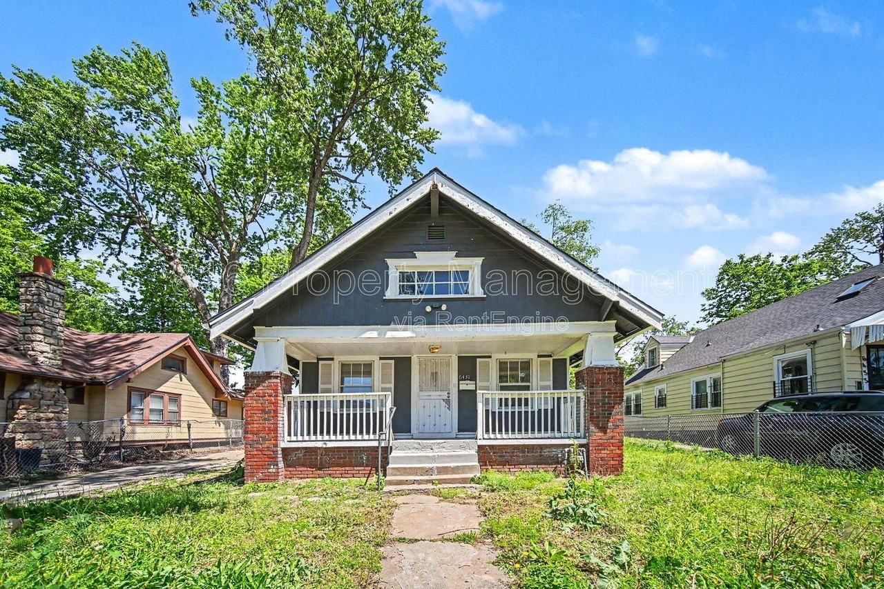 6431 S Benton Ave